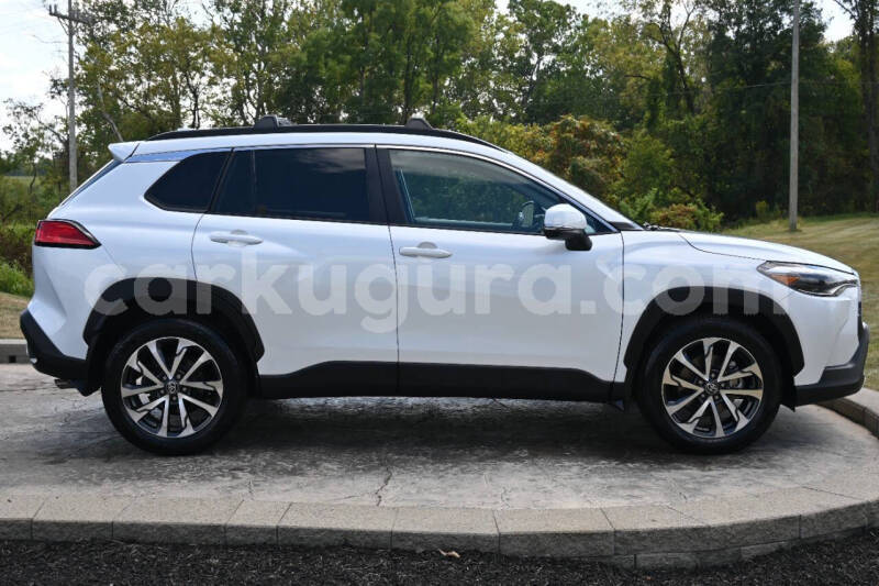 Big with watermark toyota corolla cross burundi gitega 6471