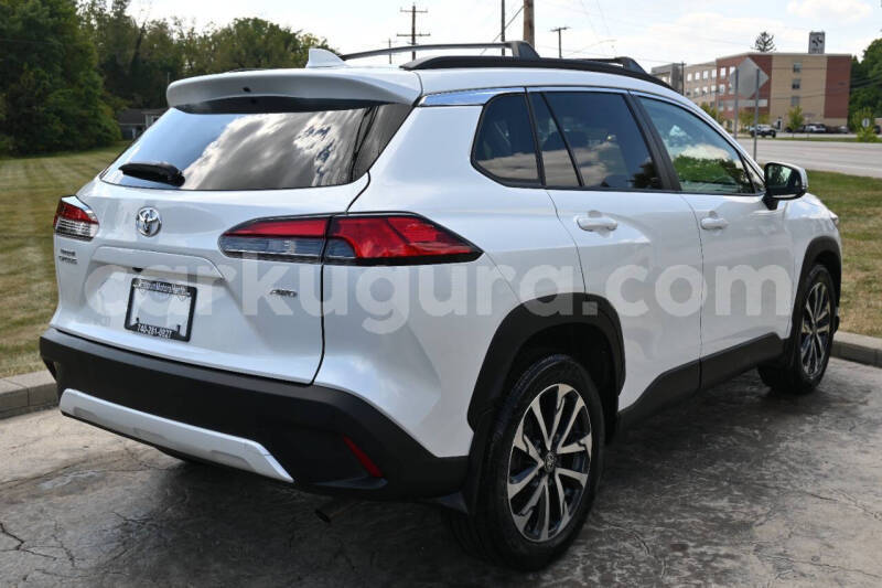 Big with watermark toyota corolla cross burundi gitega 6471