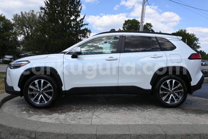 Big with watermark toyota corolla cross burundi gitega 6471