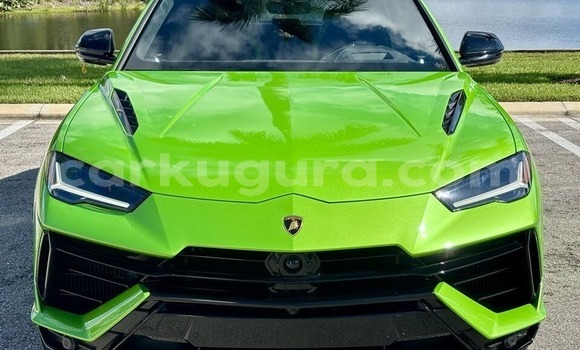 Acheter Occasion Voiture Lamborghini Urus Vert à Buyenzi, Bujumbura