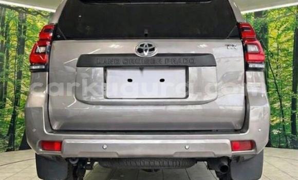 Acheter Occasion Voiture Toyota Land Cruiser Prado Beige à Bujumbura, Bujumbura Acheter Occasion Voiture Toyota Land Cruiser Prado Beige à Bujumbura, Bujumbura