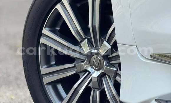 Buy Used Lexus LX 570 Black Car in Gitega in Burundi Buy Used Lexus LX 570 Black Car in Gitega in Burundi