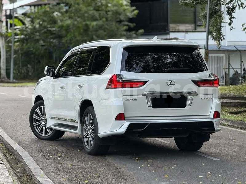 Big with watermark lexus lx 570 burundi gitega 6499