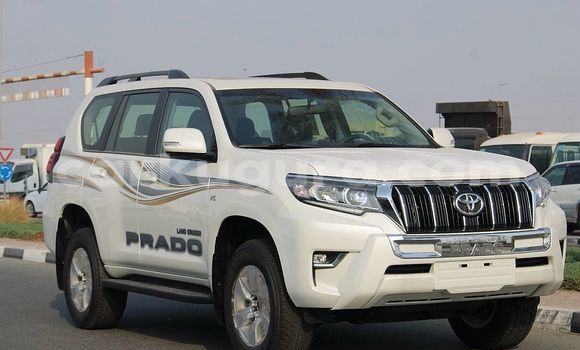 Buy Used Toyota Land Cruiser Prado White Car in Bujumbura in Bujumbura Buy Used Toyota Land Cruiser Prado White Car in Bujumbura in Bujumbura