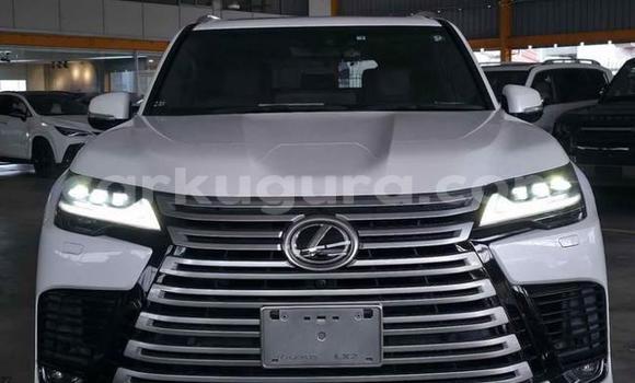 Acheter Occasion Voiture Lexus LX Blanc à Bujumbura, Bujumbura Acheter Occasion Voiture Lexus LX Blanc à Bujumbura, Bujumbura