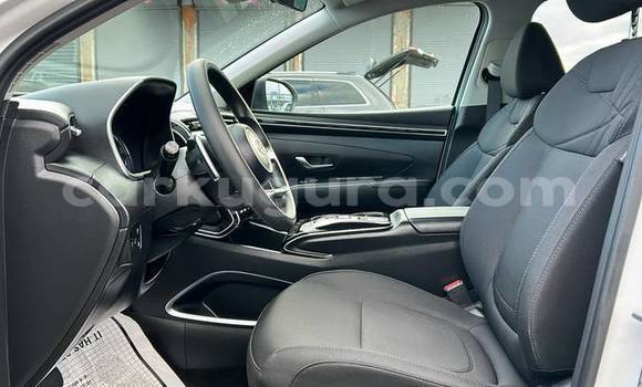 Buy Used Hyundai Tucson White Car in Bujumbura in Bujumbura Buy Used Hyundai Tucson White Car in Bujumbura in Bujumbura