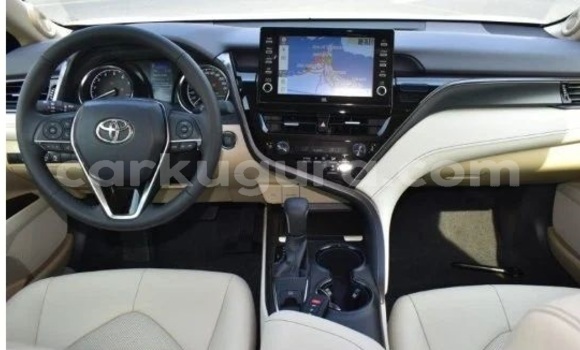 Buy Used Toyota Camry White Car in Bujumbura in Bujumbura Buy Used Toyota Camry White Car in Bujumbura in Bujumbura