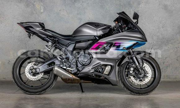 Acheter Occasion Moto Yamaha YZF Blanc à Bujumbura, Bujumbura