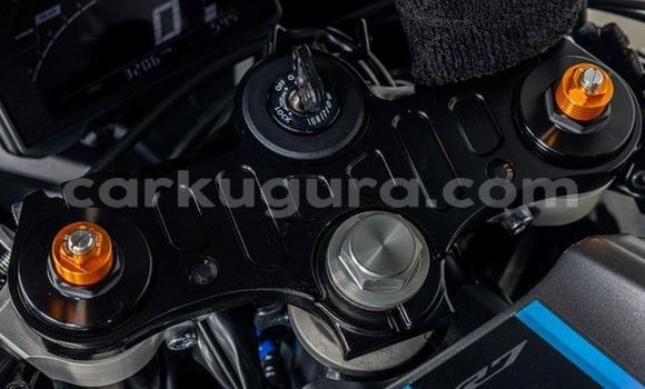 Acheter Occasion Moto Yamaha YZF Blanc à Bujumbura, Bujumbura Acheter Occasion Moto Yamaha YZF Blanc à Bujumbura, Bujumbura