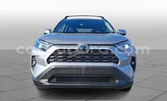 Buy Used Toyota RAV4 Silver Car in Bujumbura in Bujumbura Buy Used Toyota RAV4 Silver Car in Bujumbura in Bujumbura