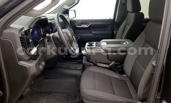 Buy Used Chevrolet Silverado Black Car in Bujumbura in Bujumbura Buy Used Chevrolet Silverado Black Car in Bujumbura in Bujumbura