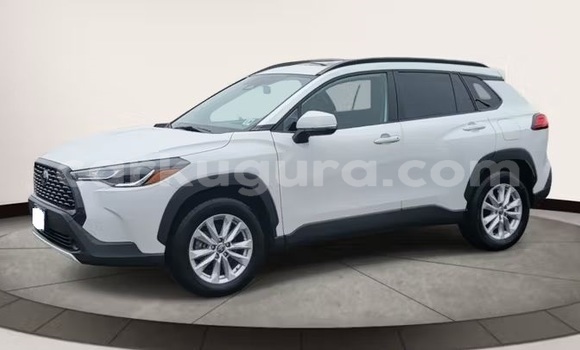 Nunua Ilio tumika Toyota Corolla Cross Nyeupe Gari ndani ya Bujumbura nchini Bujumbura Nunua Ilio tumika Toyota Corolla Cross Nyeupe Gari ndani ya Bujumbura nchini Bujumbura