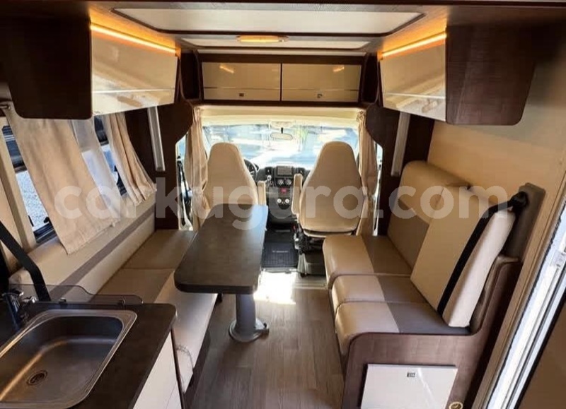 Big with watermark fiat 900t bujumbura bujumbura 6538