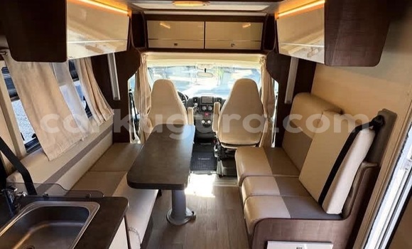 Buy Used Fiat 900T White Car in Bujumbura in Bujumbura Buy Used Fiat 900T White Car in Bujumbura in Bujumbura
