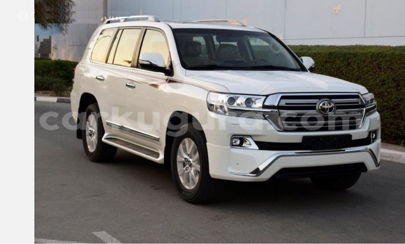 Acheter Occasion Voiture Toyota Land Cruiser Blanc à Bujumbura, Bujumbura
