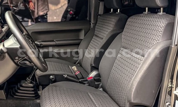Nunua Ilio tumika Suzuki Jimny Nyeusi Gari ndani ya Bujumbura nchini Bujumbura Nunua Ilio tumika Suzuki Jimny Nyeusi Gari ndani ya Bujumbura nchini Bujumbura