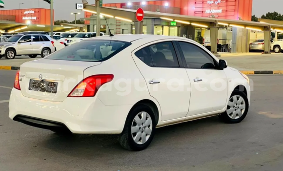 Acheter Occasion Voiture Nissan Sunny Blanc à Cankuzo, Cankuzo Acheter Occasion Voiture Nissan Sunny Blanc à Cankuzo, Cankuzo