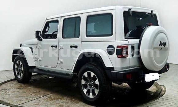 Buy Used Jeep Wrangler White Car in Bujumbura in Bujumbura Buy Used Jeep Wrangler White Car in Bujumbura in Bujumbura