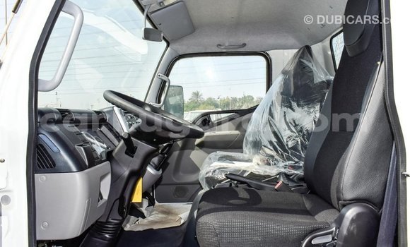 Acheter Import Utilitaire Mitsubishi L400 Blanc à Import - Dubai, Bujumbura Acheter Import Utilitaire Mitsubishi L400 Blanc à Import - Dubai, Bujumbura