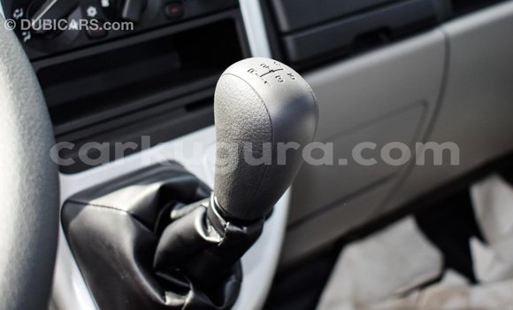 Acheter Import Utilitaire Mitsubishi L400 Blanc à Import - Dubai, Bujumbura Acheter Import Utilitaire Mitsubishi L400 Blanc à Import - Dubai, Bujumbura