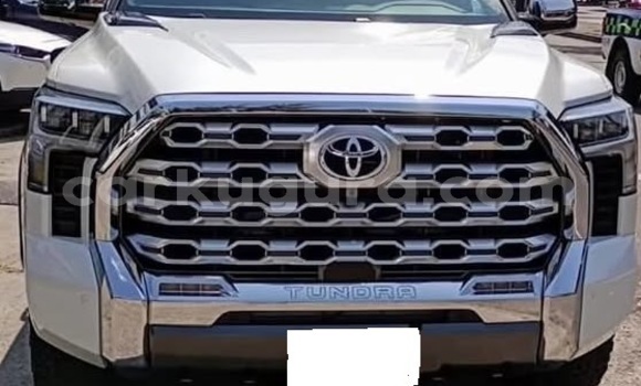 Acheter Occasion Voiture Toyota Tundra Blanc à Bujumbura, Bujumbura Acheter Occasion Voiture Toyota Tundra Blanc à Bujumbura, Bujumbura