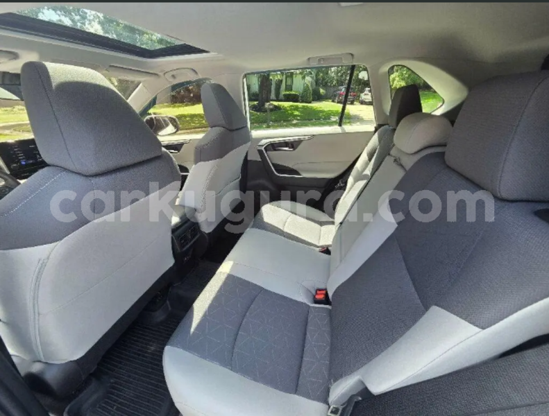 Big with watermark toyota rav4 burundi bururi 6584