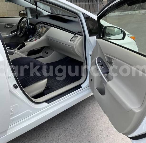 Big with watermark toyota prius bujumbura bujumbura 6585