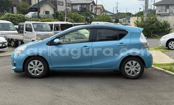 Buy Used Toyota Aqua Blue Car in Gitega in Burundi Buy Used Toyota Aqua Blue Car in Gitega in Burundi