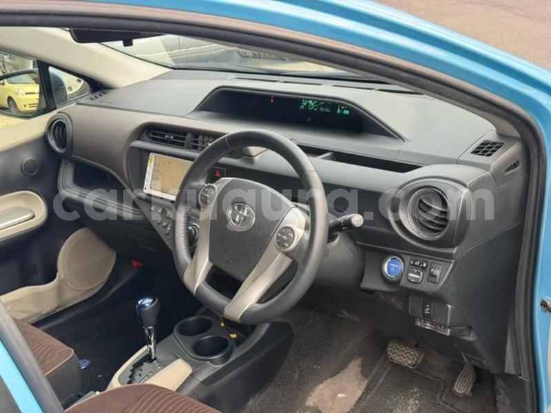 Big with watermark toyota aqua burundi gitega 6595
