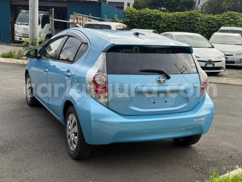 Big with watermark toyota aqua burundi gitega 6595