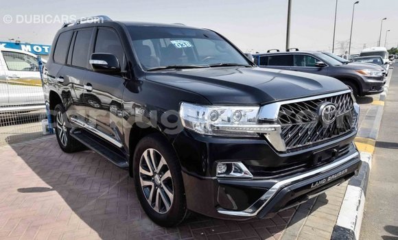 Nunua Imported Toyota Land Cruiser Nyeusi Gari ndani ya Import - Dubai nchini Bujumbura Nunua Imported Toyota Land Cruiser Nyeusi Gari ndani ya Import - Dubai nchini Bujumbura