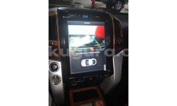 Acheter Import Voiture Toyota Land Cruiser Noir à Import - Dubai, Bujumbura Acheter Import Voiture Toyota Land Cruiser Noir à Import - Dubai, Bujumbura