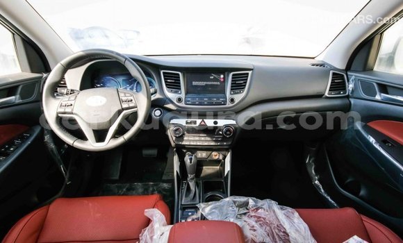 Acheter Import Voiture Hyundai Tucson Blanc à Import - Dubai, Bujumbura Acheter Import Voiture Hyundai Tucson Blanc à Import - Dubai, Bujumbura
