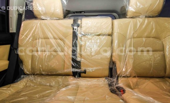 Acheter Import Voiture Toyota Land Cruiser Noir à Import - Dubai, Bujumbura Acheter Import Voiture Toyota Land Cruiser Noir à Import - Dubai, Bujumbura