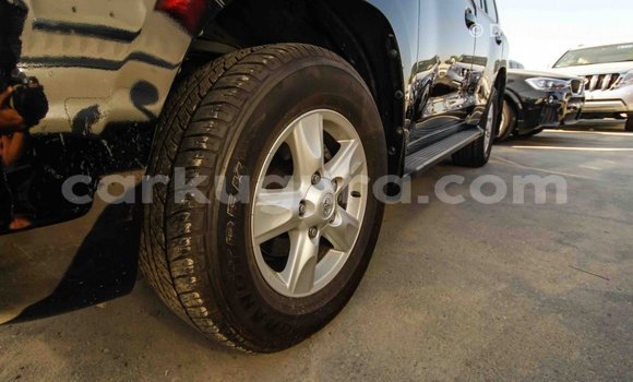 Acheter Import Voiture Toyota Land Cruiser Noir à Import - Dubai, Bujumbura Acheter Import Voiture Toyota Land Cruiser Noir à Import - Dubai, Bujumbura