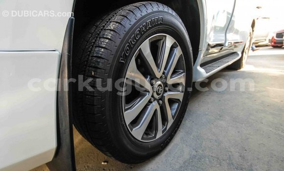 Buy Import Toyota Land Cruiser White Car in Import - Dubai in Bujumbura Buy Import Toyota Land Cruiser White Car in Import - Dubai in Bujumbura