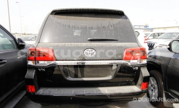 Nunua Imported Toyota Land Cruiser Nyeusi Gari ndani ya Import - Dubai nchini Bujumbura Nunua Imported Toyota Land Cruiser Nyeusi Gari ndani ya Import - Dubai nchini Bujumbura