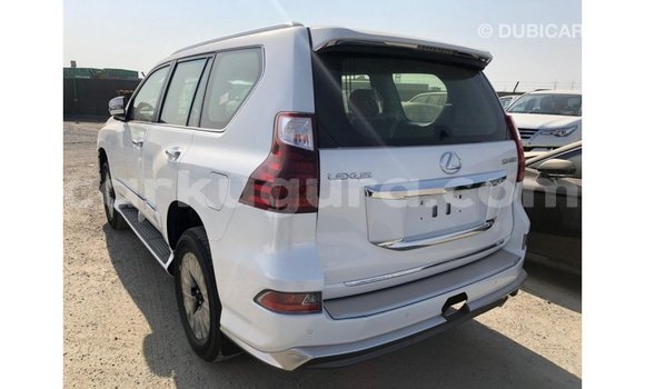 Acheter Import Voiture Lexus GX Blanc à Import - Dubai, Bujumbura Acheter Import Voiture Lexus GX Blanc à Import - Dubai, Bujumbura