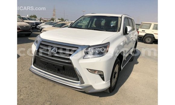 Acheter Import Voiture Lexus GX Blanc à Import - Dubai, Bujumbura