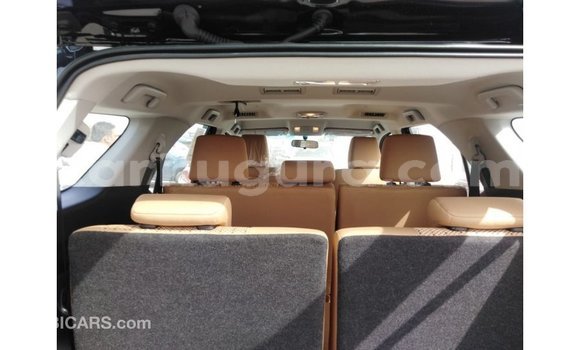 Acheter Import Voiture Toyota Fortuner Noir à Import - Dubai, Bujumbura Acheter Import Voiture Toyota Fortuner Noir à Import - Dubai, Bujumbura