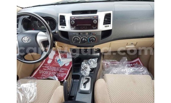 Nunua Imported Toyota Fortuner Nyingine Gari ndani ya Import - Dubai nchini Bujumbura Nunua Imported Toyota Fortuner Nyingine Gari ndani ya Import - Dubai nchini Bujumbura