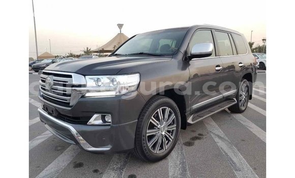 Nunua Imported Toyota Land Cruiser Nyingine Gari ndani ya Import - Dubai nchini Bujumbura Nunua Imported Toyota Land Cruiser Nyingine Gari ndani ya Import - Dubai nchini Bujumbura