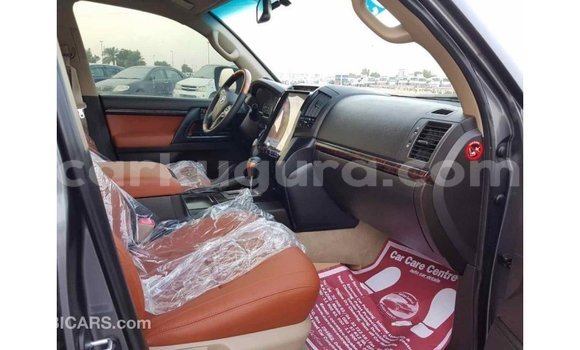 Nunua Imported Toyota Land Cruiser Nyingine Gari ndani ya Import - Dubai nchini Bujumbura Nunua Imported Toyota Land Cruiser Nyingine Gari ndani ya Import - Dubai nchini Bujumbura