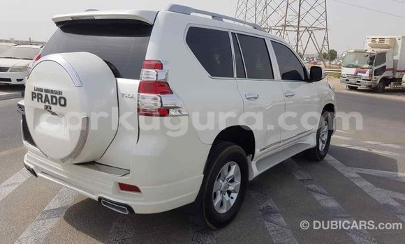 Nunua Imported Toyota Prado Nyeupe Gari ndani ya Import - Dubai nchini Bujumbura Nunua Imported Toyota Prado Nyeupe Gari ndani ya Import - Dubai nchini Bujumbura
