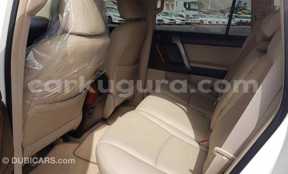 Nunua Imported Toyota Prado Nyeupe Gari ndani ya Import - Dubai nchini Bujumbura Nunua Imported Toyota Prado Nyeupe Gari ndani ya Import - Dubai nchini Bujumbura
