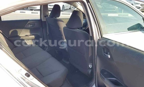 Nunua Imported Honda Accord Nyingine Gari ndani ya Import - Dubai nchini Bujumbura Nunua Imported Honda Accord Nyingine Gari ndani ya Import - Dubai nchini Bujumbura
