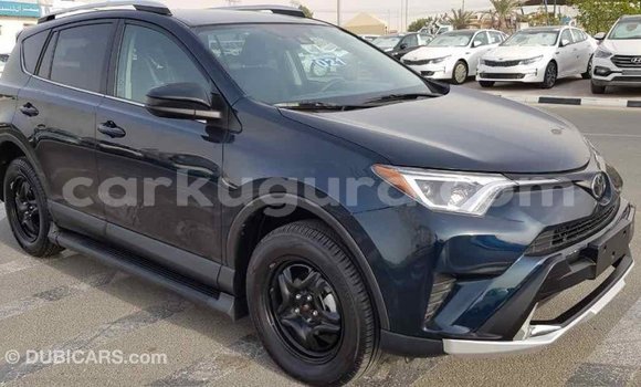 Nunua Imported Toyota RAV4 Nyeusi Gari ndani ya Import - Dubai nchini Bujumbura Nunua Imported Toyota RAV4 Nyeusi Gari ndani ya Import - Dubai nchini Bujumbura