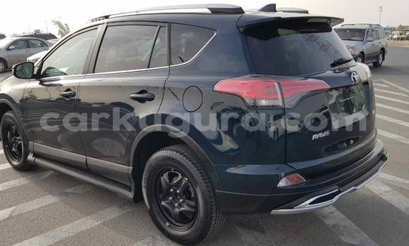 Nunua Imported Toyota RAV4 Nyeusi Gari ndani ya Import - Dubai nchini Bujumbura Nunua Imported Toyota RAV4 Nyeusi Gari ndani ya Import - Dubai nchini Bujumbura
