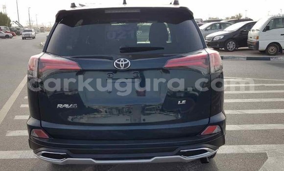 Nunua Imported Toyota RAV4 Nyeusi Gari ndani ya Import - Dubai nchini Bujumbura Nunua Imported Toyota RAV4 Nyeusi Gari ndani ya Import - Dubai nchini Bujumbura