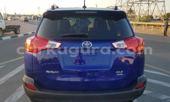 Acheter Import Voiture Toyota RAV4 Autre à Import - Dubai, Bujumbura Acheter Import Voiture Toyota RAV4 Autre à Import - Dubai, Bujumbura